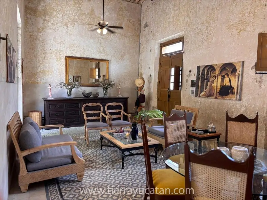 Renta Casa Tama: un Santuario Artístico y Colonial en el Corazón de Mérida. — foto 3