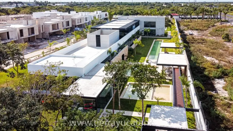 El Origen: Gran Diseño en Exclusiva Privada con Casa Club, a 15 Minutos de la Playa y a 10minutos de Mérida — foto 2