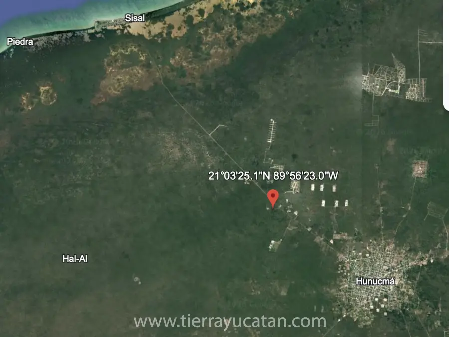 Terreno en Hunucmá Camino al Puerto de Sisal, de 9,676 M².