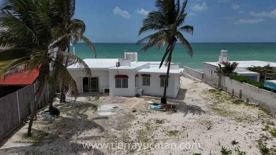 Casa con 21.30 Metros Lineales Frente al Mar en el Paraíso Cristalino de Chuburna Puerto! — foto 6