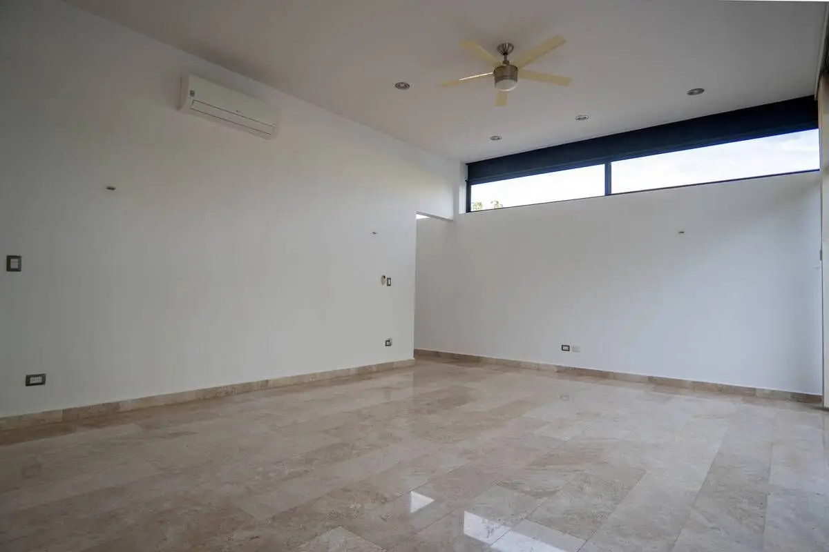 Exclusiva casa en venta en Yucatán Country Club – Privada Cutzam — foto 4