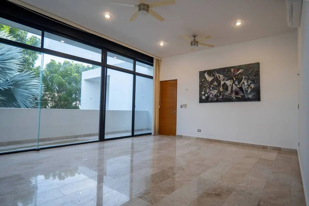 Exclusiva casa en venta en Yucatán Country Club – Privada Cutzam — foto 5