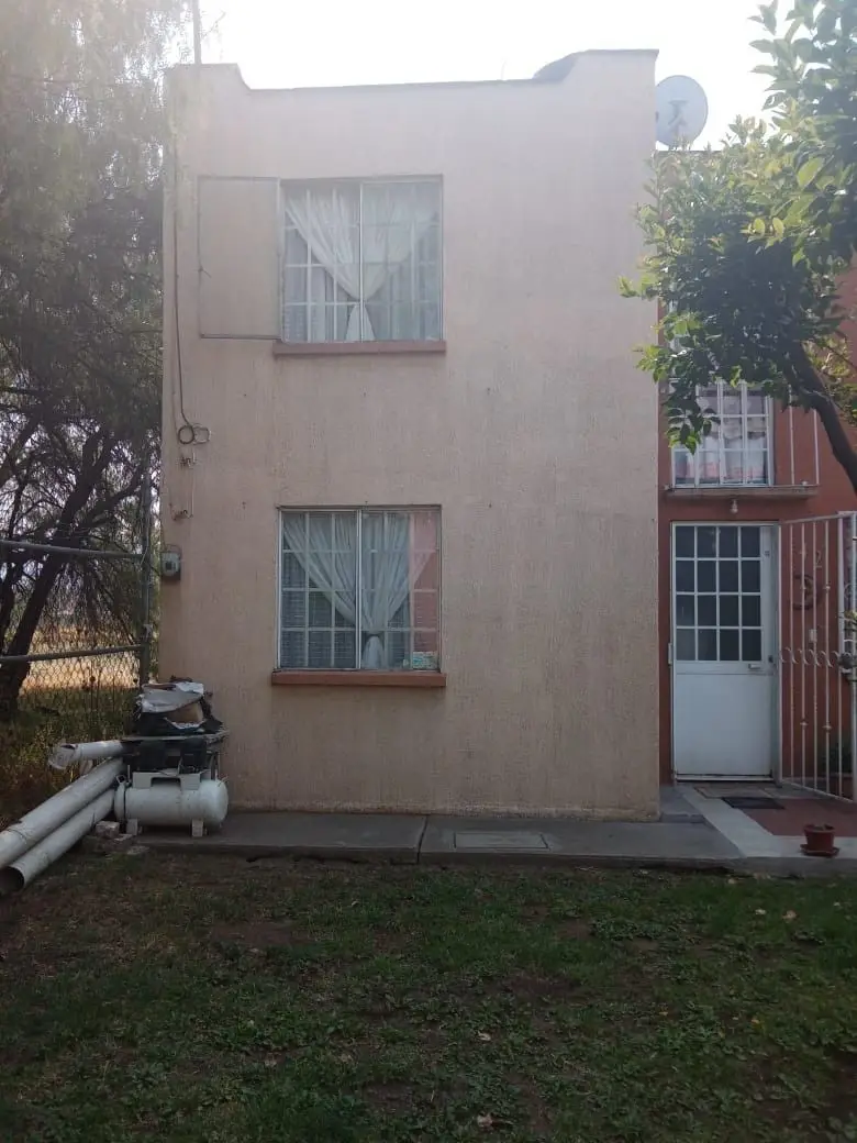 Linda Casa en Conjunto La Paz, metro La Paz, Edo de Mex