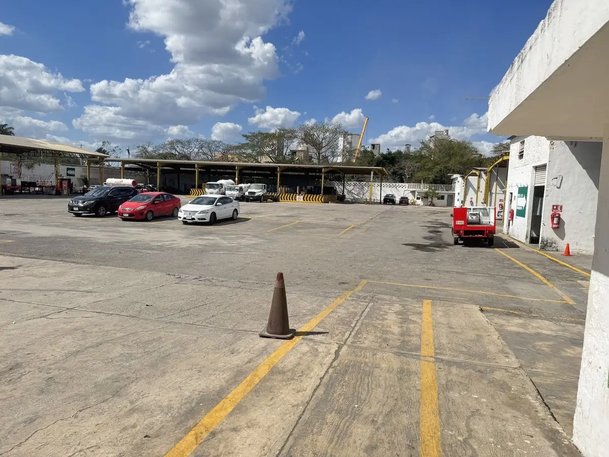 Terreno con construcción en Avenida Principal Aeropuerto Mérida Yucatan — foto 6