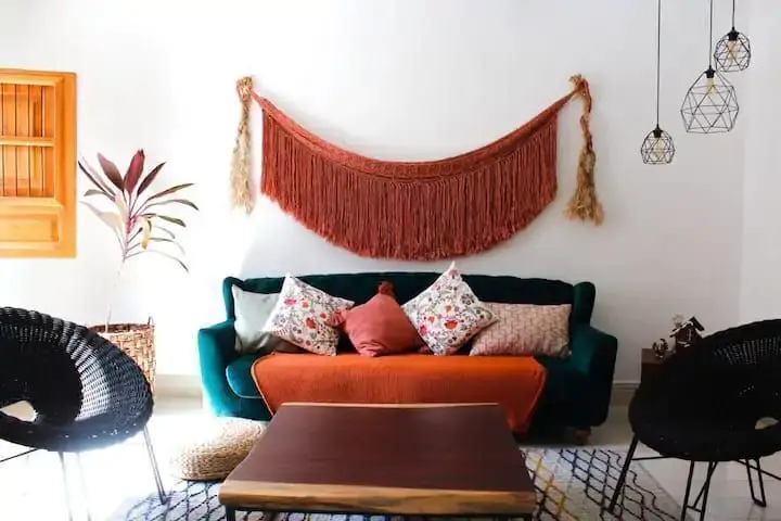 Casa en Renta en el Centro de Merida,Cerca del parque Santa Lucia,Con Garage. — foto 2