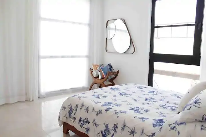 Casa en Renta en el Centro de Merida,Cerca del parque Santa Lucia,Con Garage. — foto 3