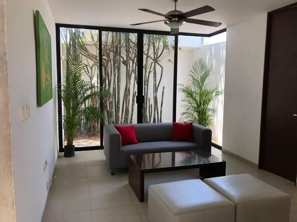 Casa en renta amueblada en Montebello — foto 4