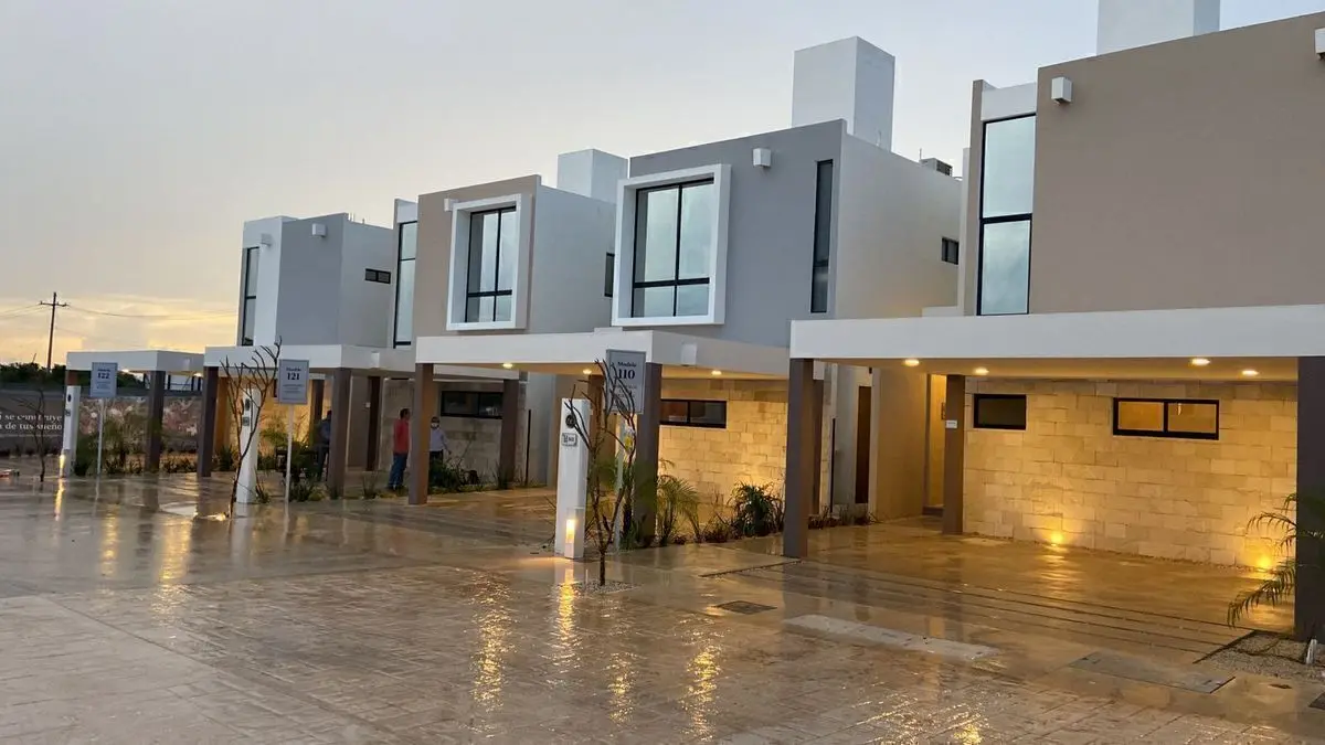 Casa en venta dentro de privada con lago en Conkal al norte de Mérida — foto 2