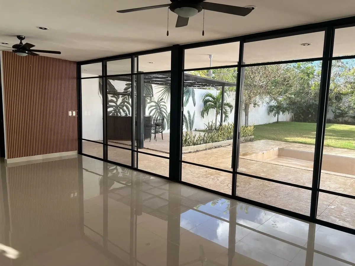 Casa con gran terreno y paneles solares en Dzitya — foto 3
