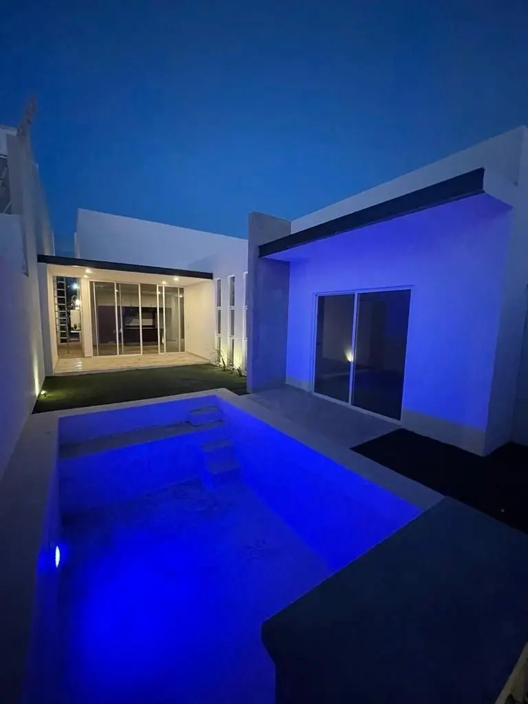 Cómoda y moderna casa de un piso en privada Tamora — foto 3