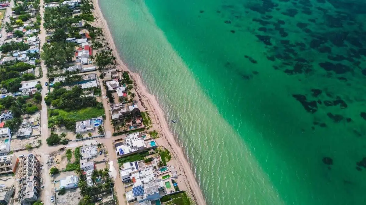 Departamento en Venta Frente al Mar en Telchac Puerto Entrega Inmediata — foto 3