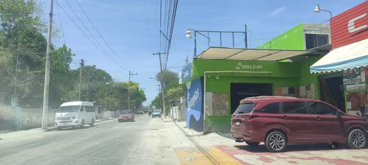 Amplio terreno en Hunucma en calle transitada. — foto 4