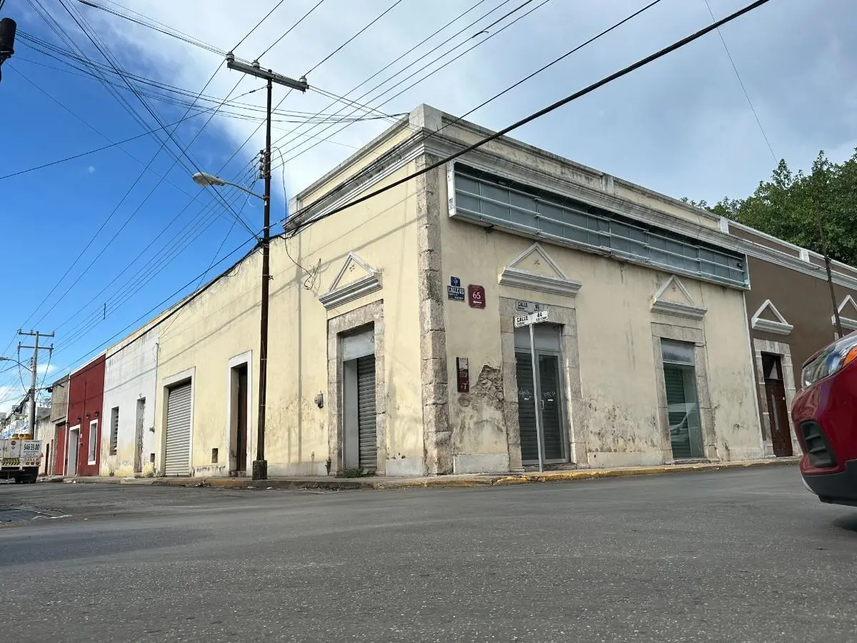Casa con gran terreno en el Centro para remodelar — foto 2