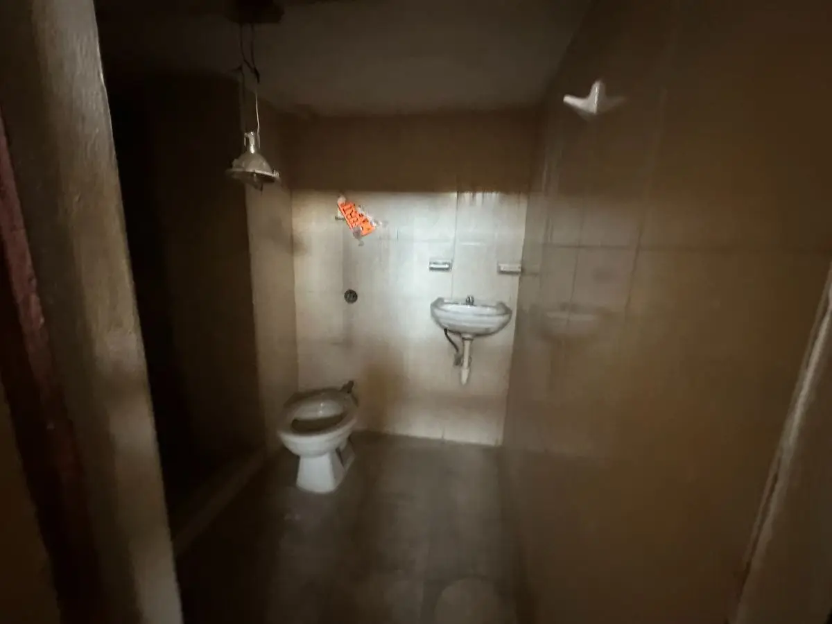 Casa con gran terreno en el Centro para remodelar — foto 6