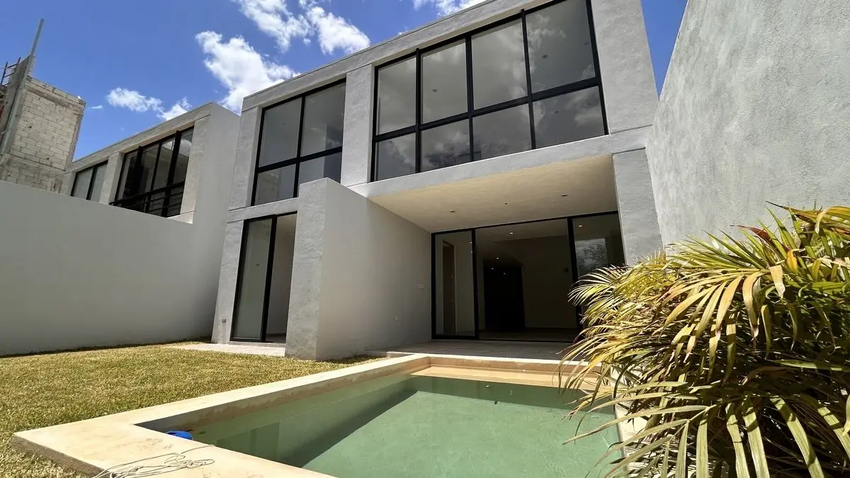 Casa con amplio terreno en venta — foto 3