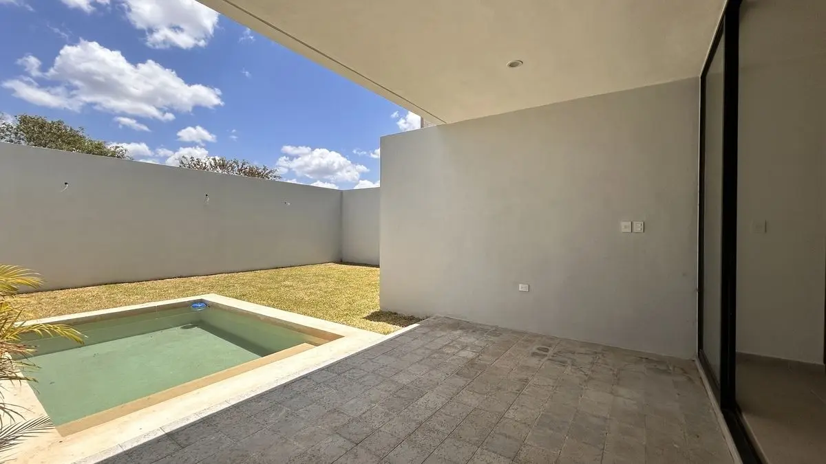 Casa con amplio terreno en venta — foto 4