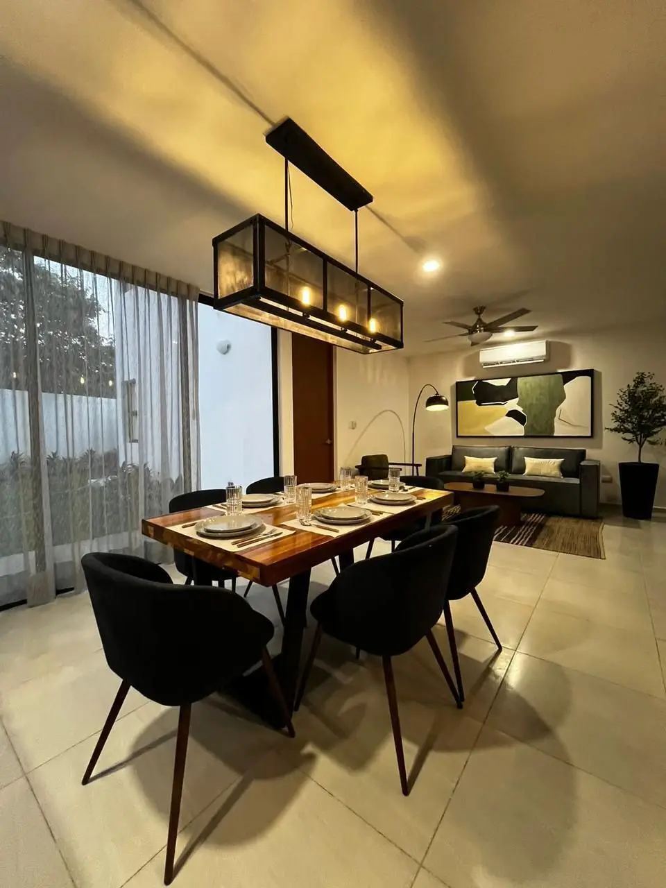 Amplia casa en Conkal, credito INFONAVIT bienvenido — foto 2