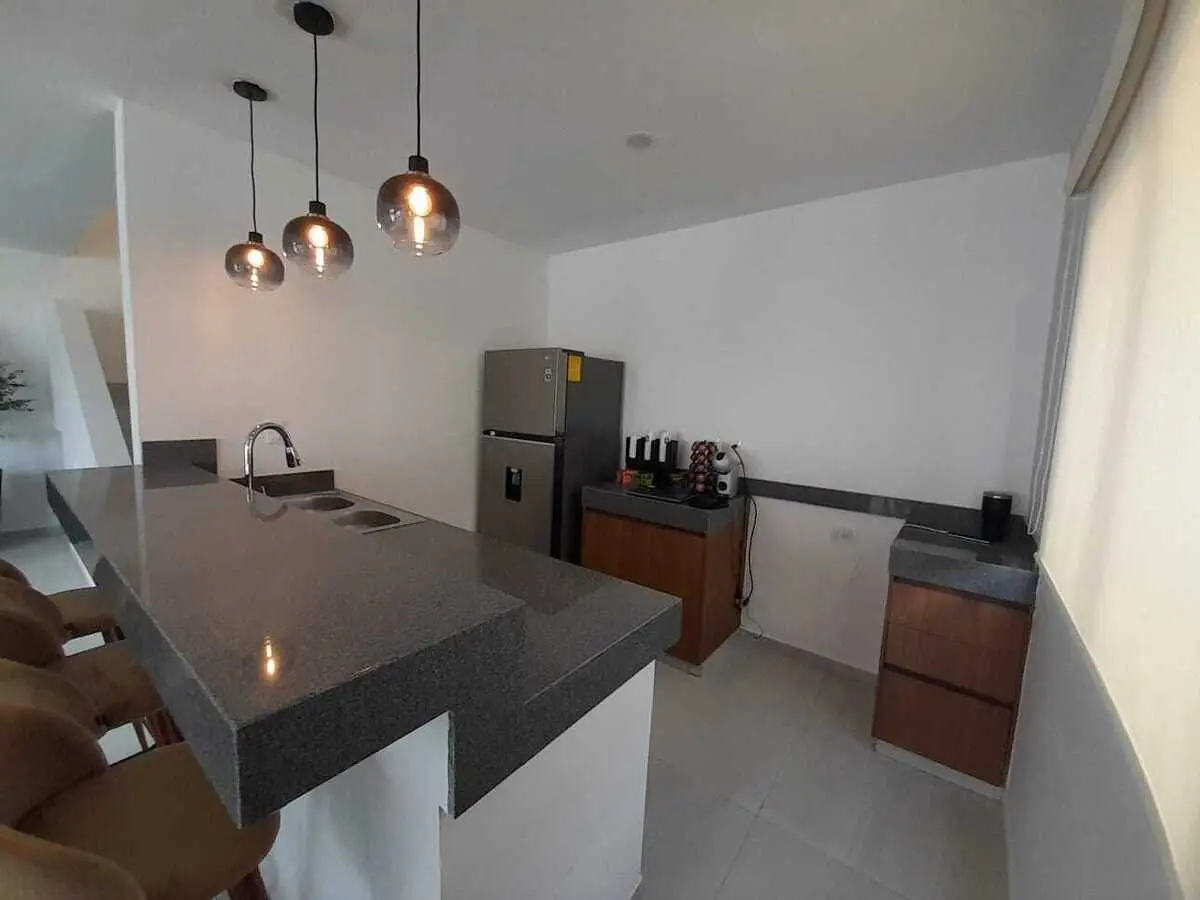 Amplia casa en Conkal, credito INFONAVIT bienvenido — foto 4
