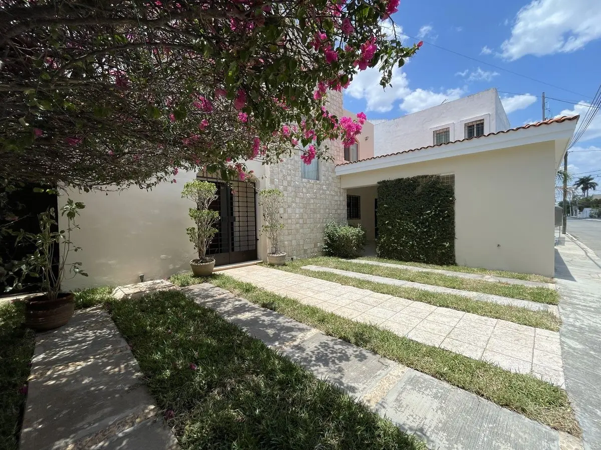 Preciosa casa en venta en Montebello — foto 3