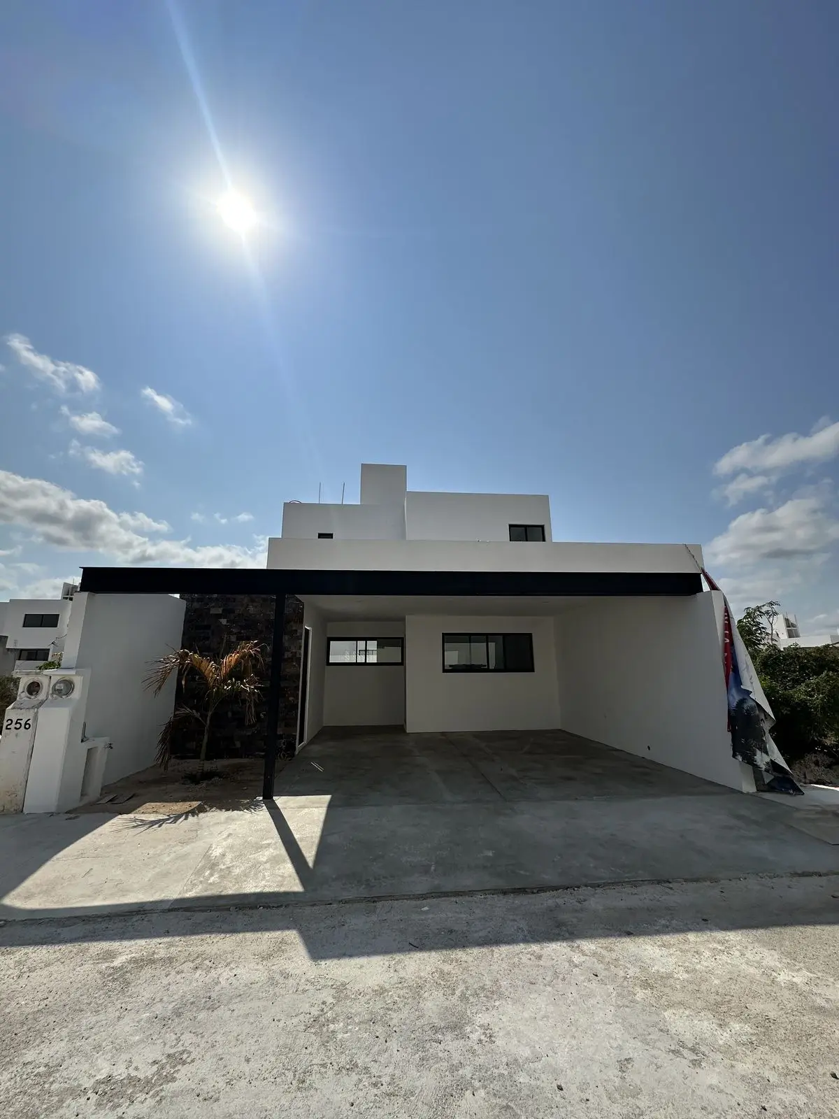 Casa con piscina y tres recámaras en venta — foto 2