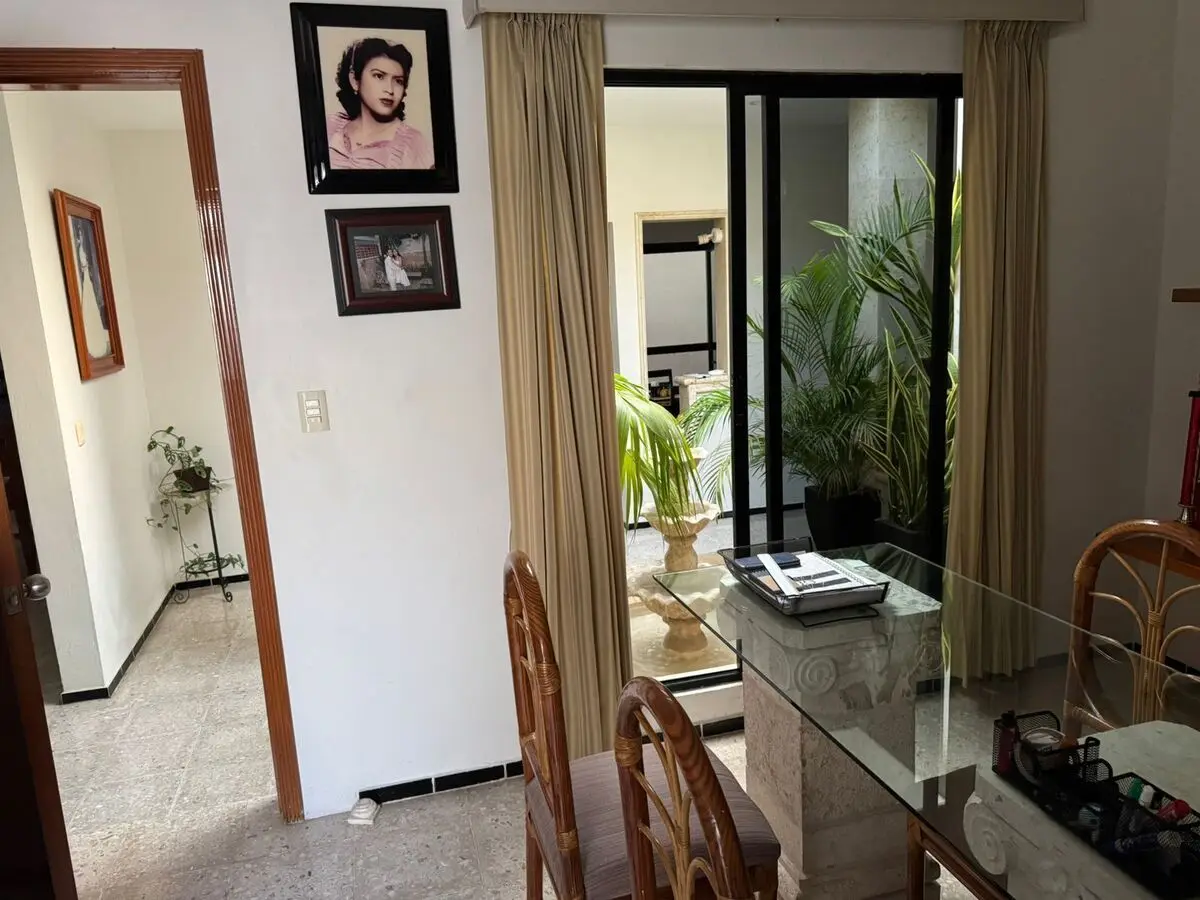 Preciosa y amplia residencia de un piso — foto 3