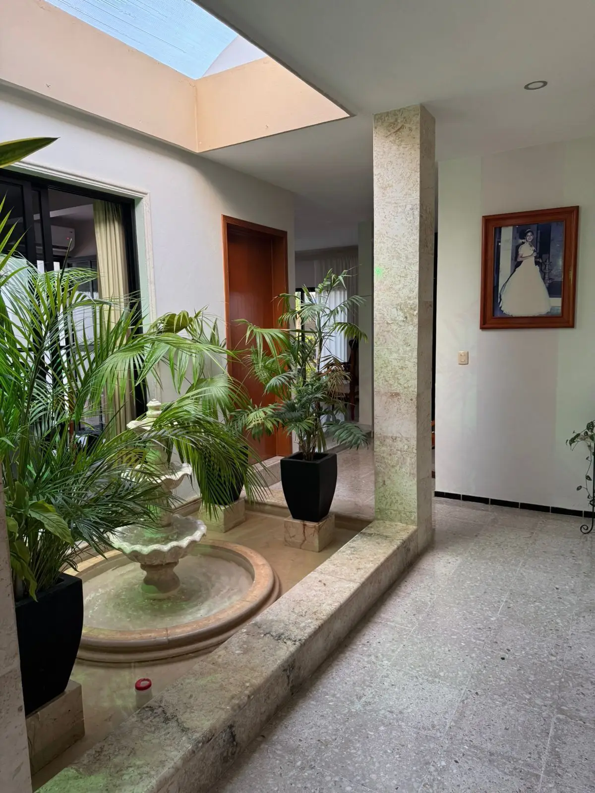Preciosa y amplia residencia de un piso — foto 5