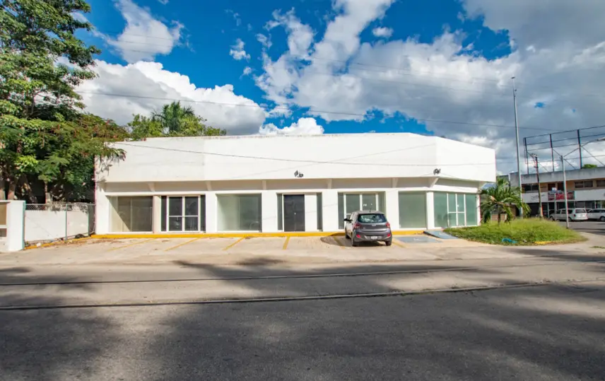 Local Comercial en Renta en Colonia Itzimná en Mérida — foto 2