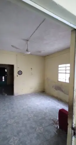Casa con amplio terreno en venta en el centro cerca de Santa Ana — foto 2