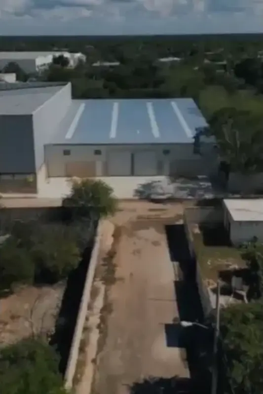 Bodega en renta cerca de la salida a Cancún — foto 3