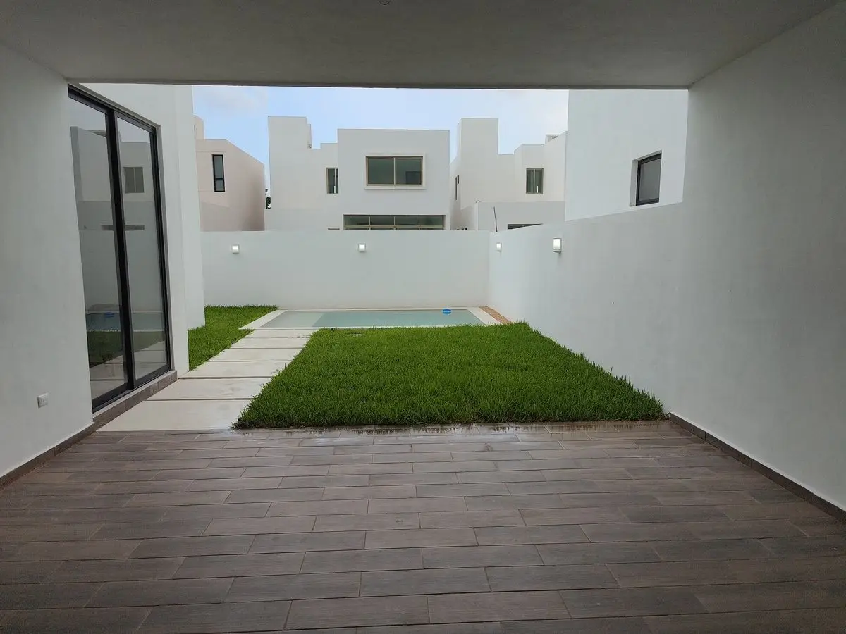Residencia nueva dentro de privada — foto 4
