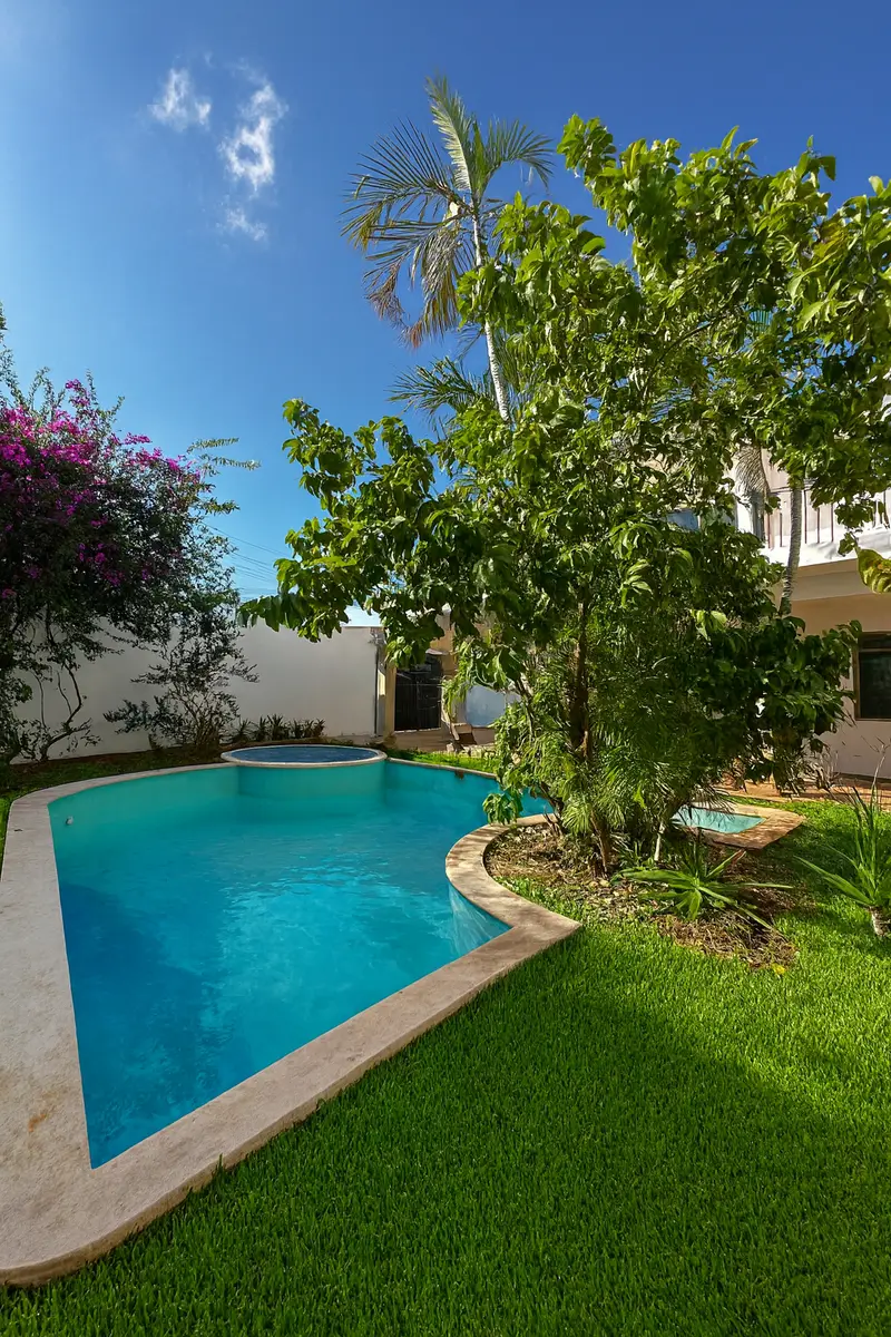Casa en venta en esquina — foto 2