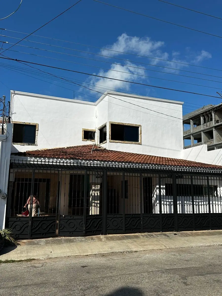 Casa en venta en esquina — foto 3