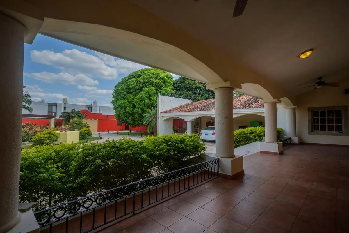 Casa estilo hacienda con gran terreno — foto 6