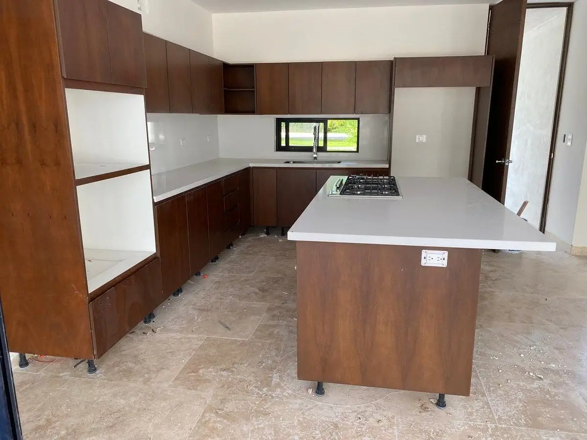 Amplia casa en venta dentro de la privada Norte Mérida — foto 3