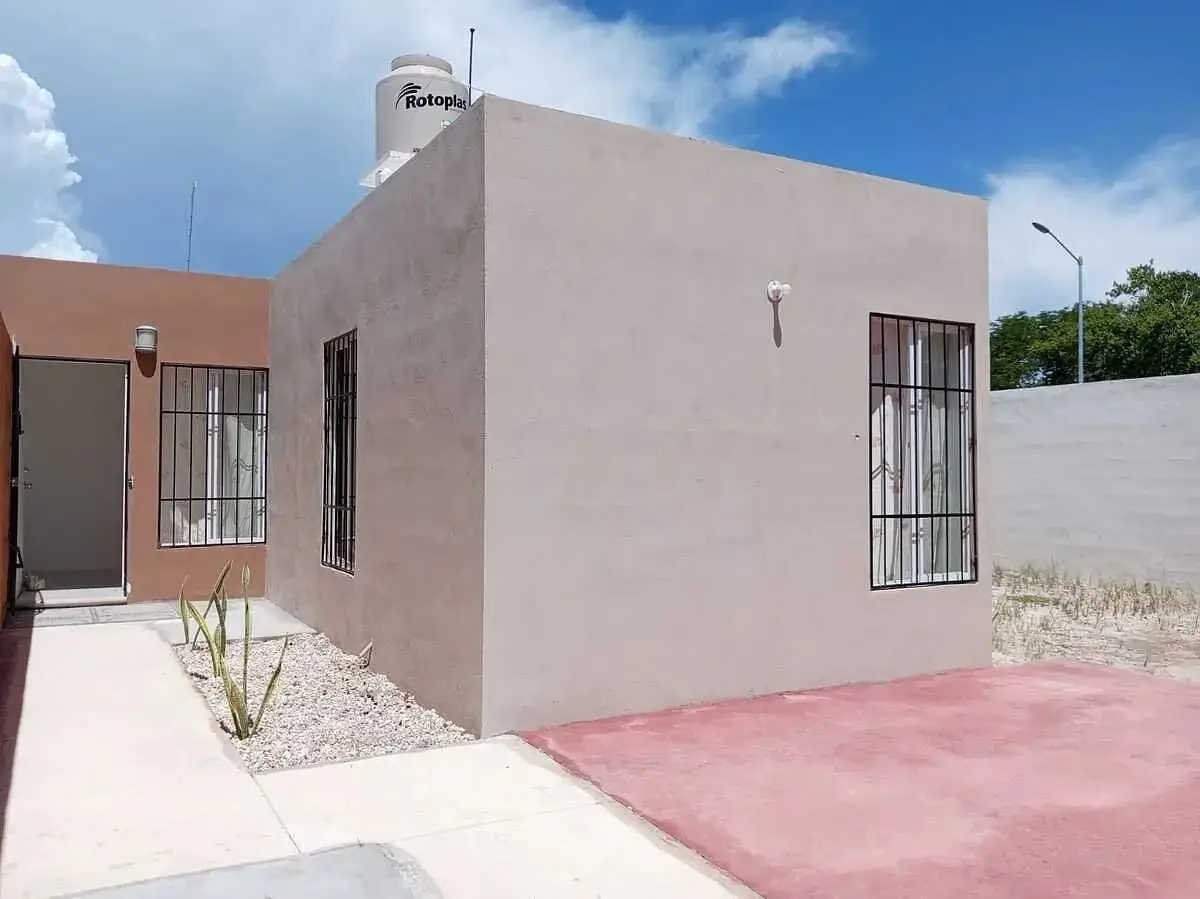Casa en Esquina con Excedente de Terreno en Merida — foto 2