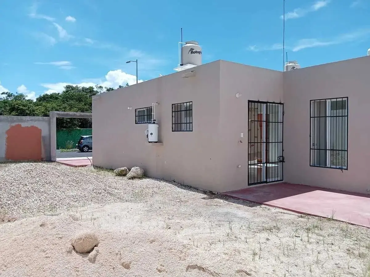 Casa en Esquina con Excedente de Terreno en Merida — foto 3