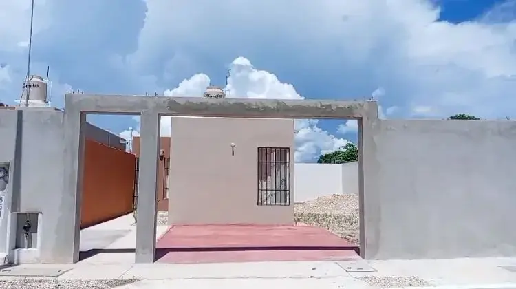 Casa en Esquina con Excedente de Terreno en Merida — foto 4