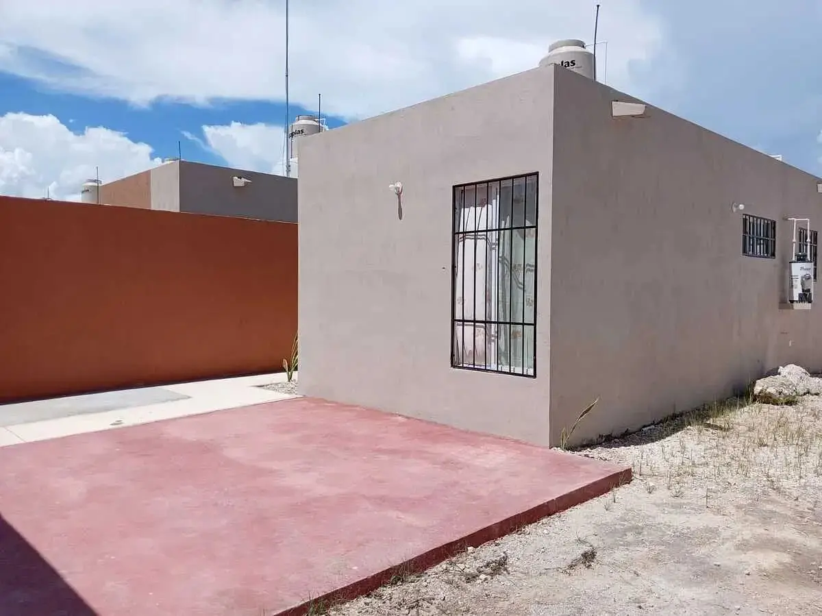 Casa en Esquina con Excedente de Terreno en Merida — foto 5
