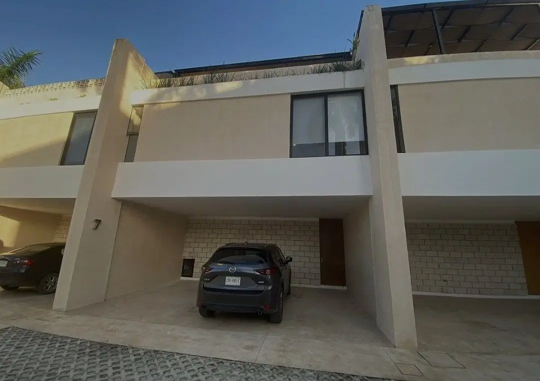 Townhouse en Venta en Montecristo, Merida con Paneles Solares y Alberca — foto 3