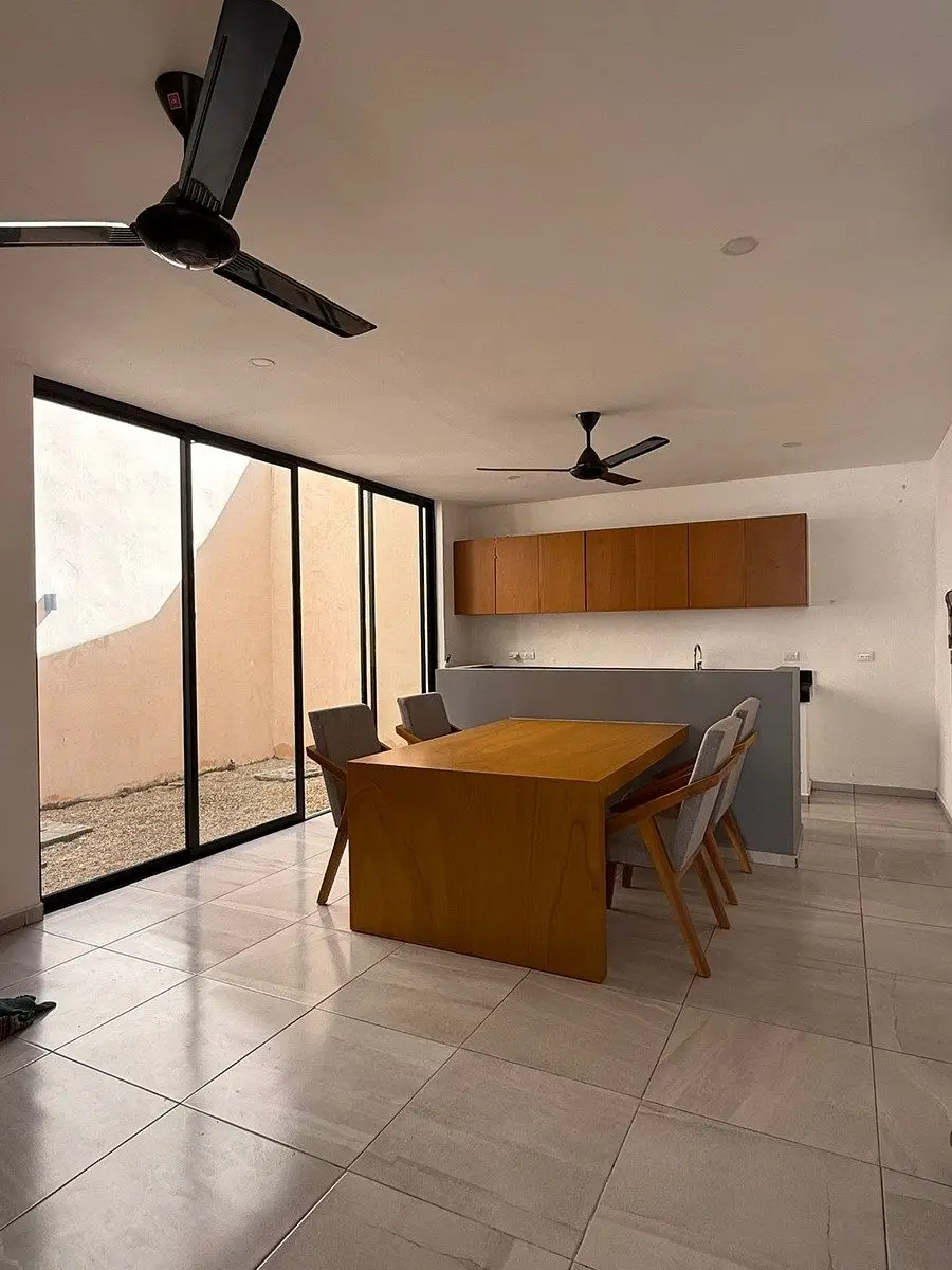Townhouse en Venta en Montecristo Merida, en Privada con Alberca — foto 5