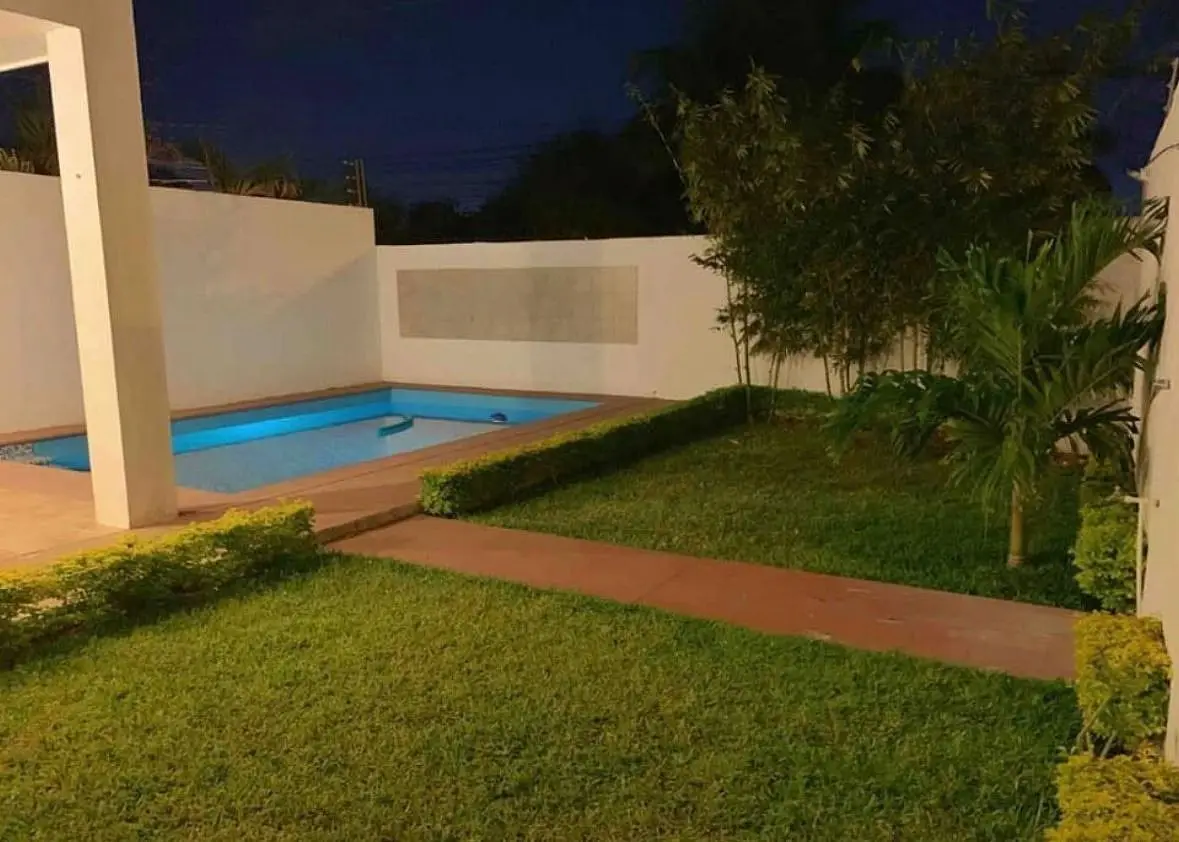 Casa en venta en Mérida Exclusiva Residencia en Zona Galerías — foto 2