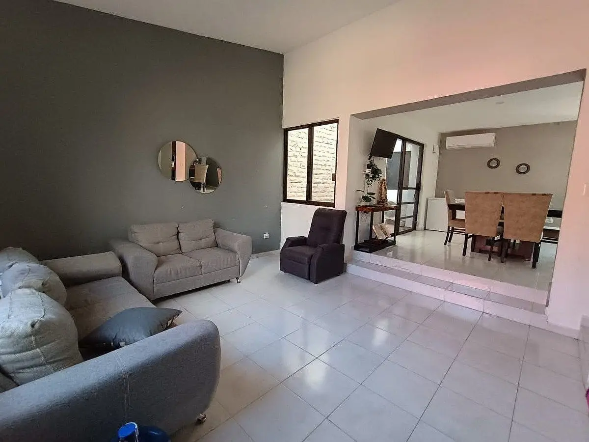Casa para Oficinas, Clínicas, Spa; Guardería, Despacho con Paneles Solares — foto 4
