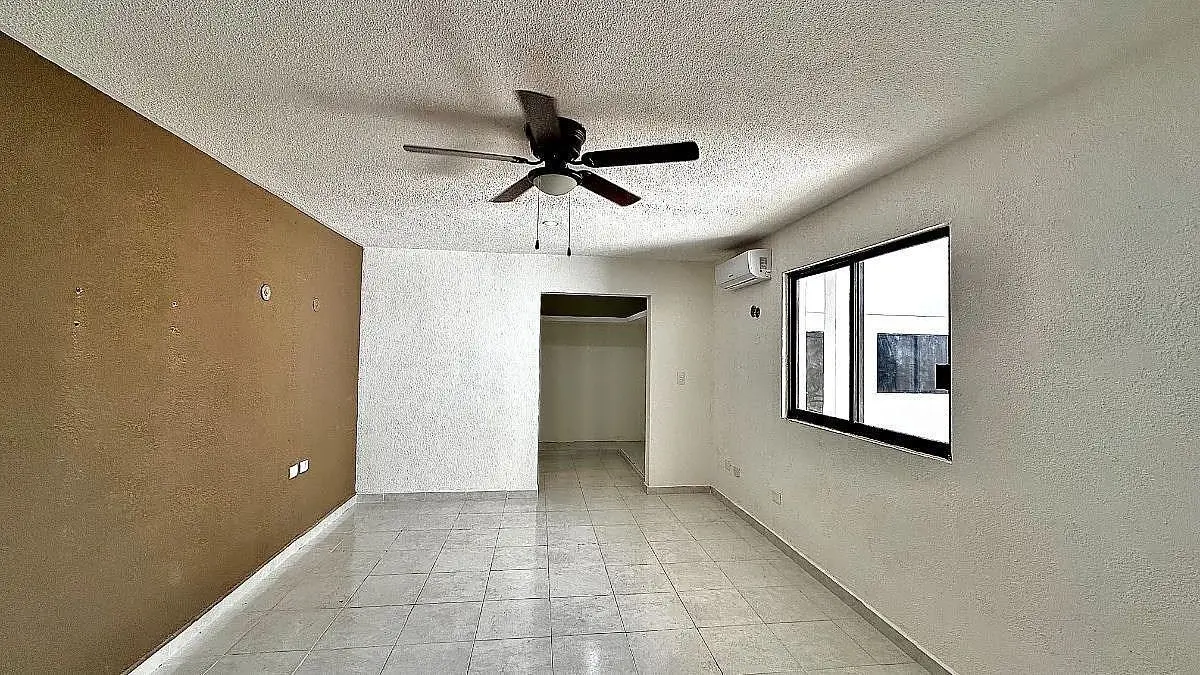 Casa para Oficinas, Clínicas, Spa; Guardería, Despacho con Paneles Solares — foto 6