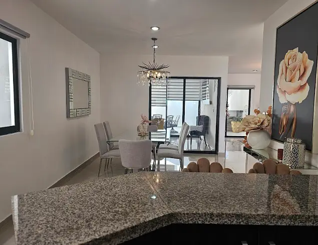Casa Remodelada y Equipada en Venta en Privada Floresta,Meria — foto 5