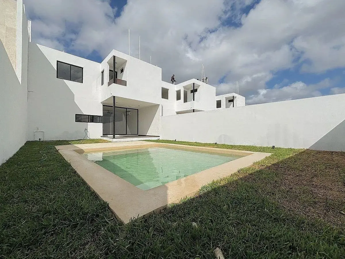 Casa de amplio terreno y Piscina en Mérida — foto 2