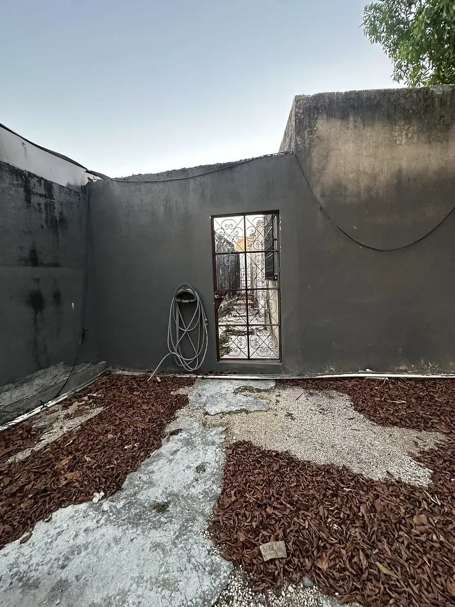Casa en venta en esquina con amplio terreno — foto 6