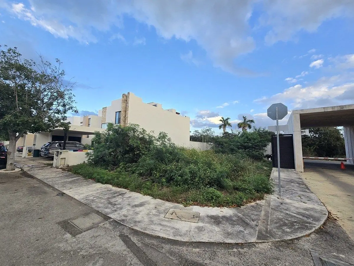Oportunidad de Terreno en Privada ubicado en Esquina — foto 3