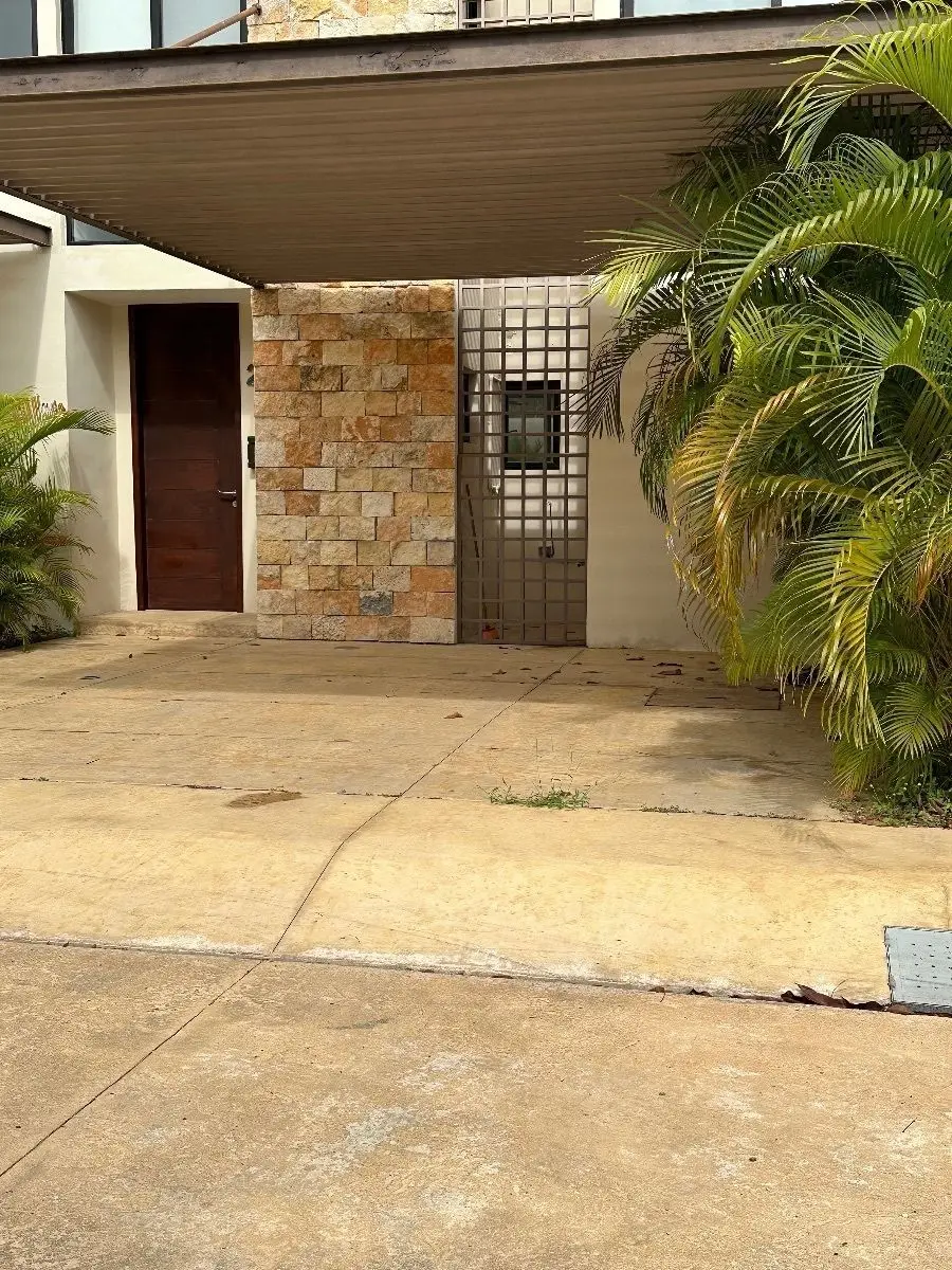 Moderna casa en privada en renta en Temozón — foto 3
