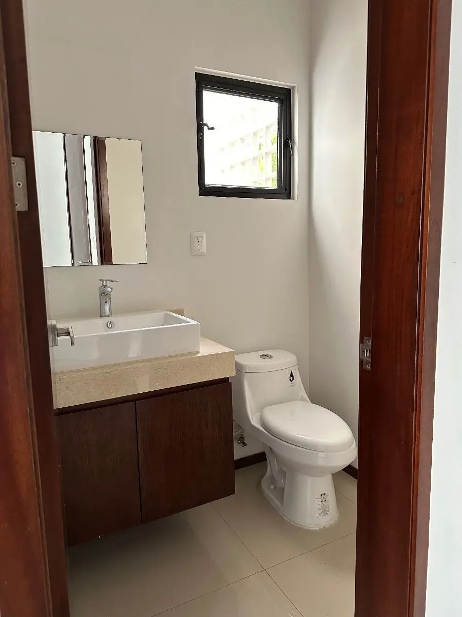 Moderna casa en privada en renta en Temozón — foto 4