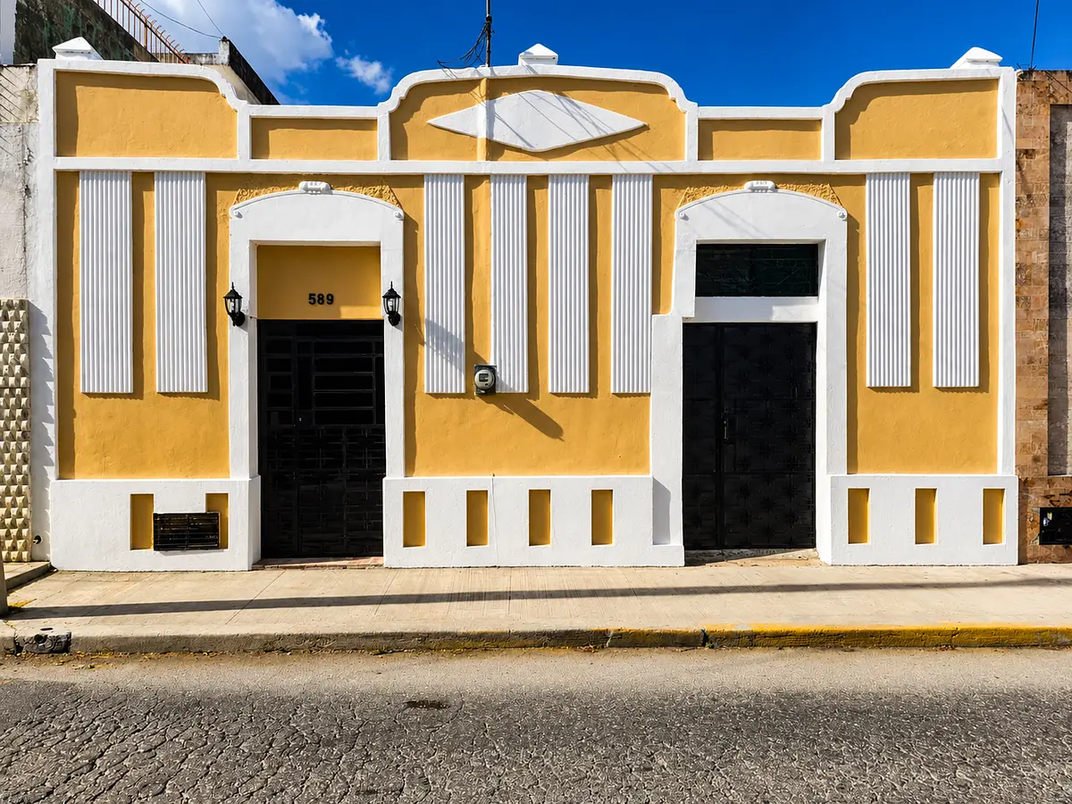 Casa colonial remodelada en venta en el Centro de Mérida con alberca